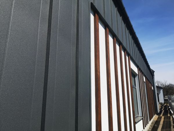 Cost of Metal Cladding Replacement in Auburn