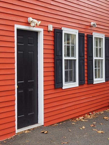 Cost of Red Vinyl Siding Installation in Auburn