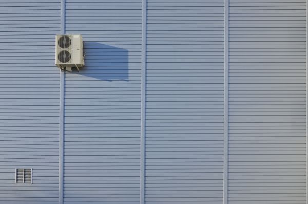 Cost of Flat Metal Siding Installation in Auburn
