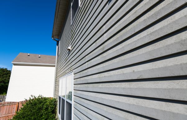 Cost of Vinyl Siding Panel Replacement in Auburn